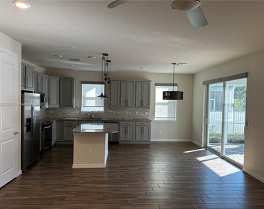 1434 Myrtle Oak Ter - Photo Thumbnail 3