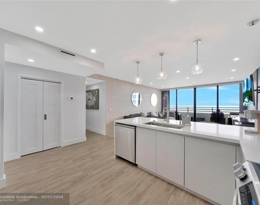 3505 S Ocean Dr - Photo Thumbnail 7