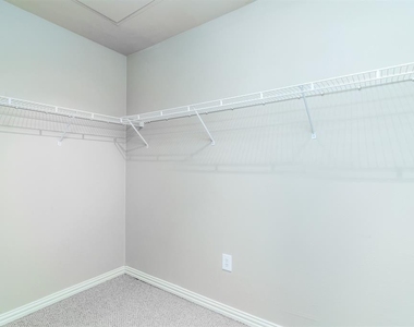 2305 Worthington Street - Photo Thumbnail 14