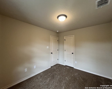 6922 Lakeview Dr - Photo Thumbnail 23