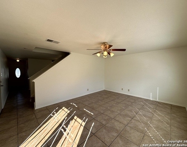 2303 Lensgrove Ln - Photo Thumbnail 6