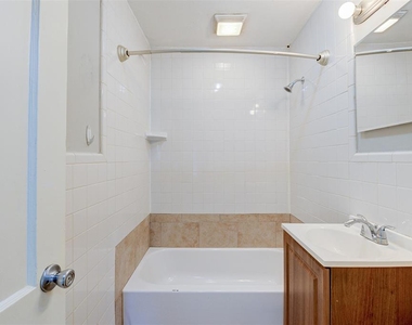 5907 Nelwyn Street - Photo Thumbnail 16