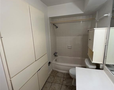 2605 Marilee Lane - Photo Thumbnail 13