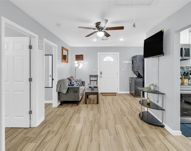 5815 Schevers Street - Photo Thumbnail 28