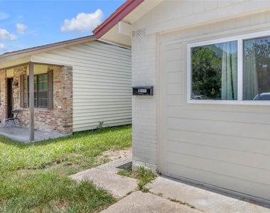 5815 Schevers Street - Photo Thumbnail 17