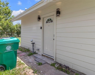 5815 Schevers Street - Photo Thumbnail 19