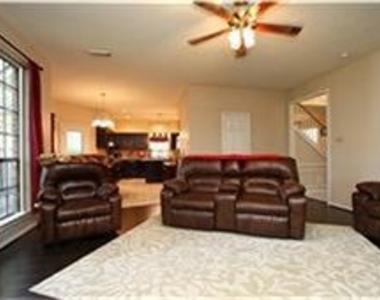 3614 Babbling Creek Drive - Photo Thumbnail 9