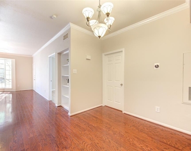 2255 Braeswood Park Drive - Photo Thumbnail 12