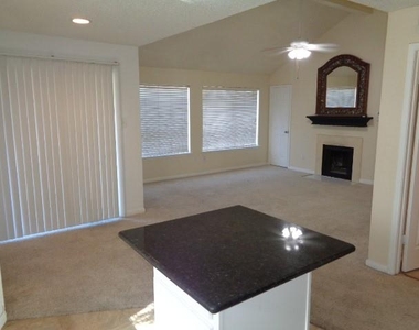 12400 Overbrook Lane - Photo Thumbnail 5