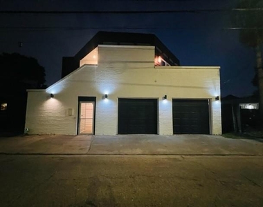 1811 Washington Avenue - Photo Thumbnail 1