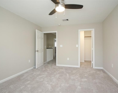 1547 Airline Drive - Photo Thumbnail 24