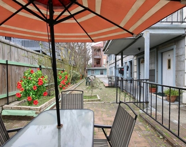 410 Anita Street - Photo Thumbnail 1