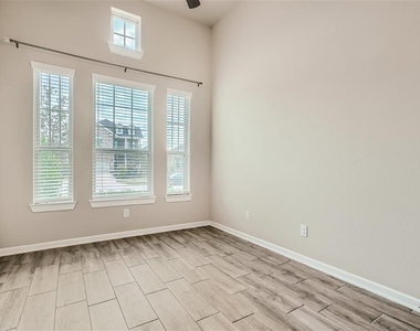 4510 Hazel Bay Court - Photo Thumbnail 10