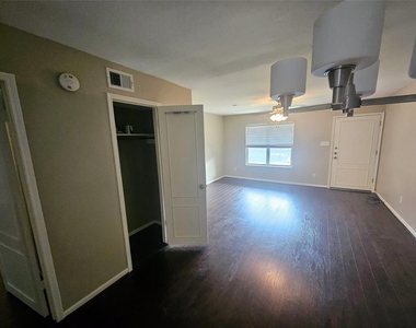 845 Augusta Drive - Photo Thumbnail 2