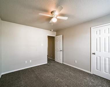 16949 Wren Hill Street - Photo Thumbnail 29