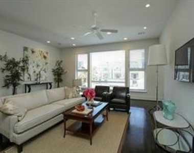 1810 Oakdale Street - Photo Thumbnail 5