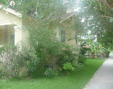 1140 Walling Street - Photo Thumbnail 7