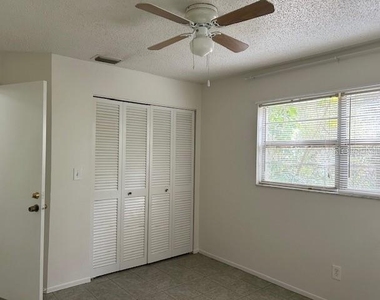 1125 Belleair Road - Photo Thumbnail 7