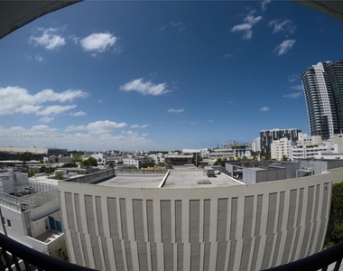 1800 Collins Ave - Photo Thumbnail 33