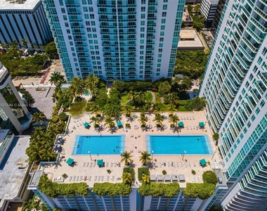 950 Brickell Bay Dr - Photo Thumbnail 0