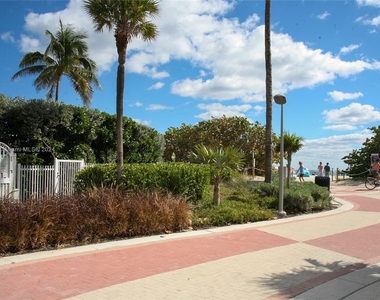 4301 Collins Ave - Photo Thumbnail 29