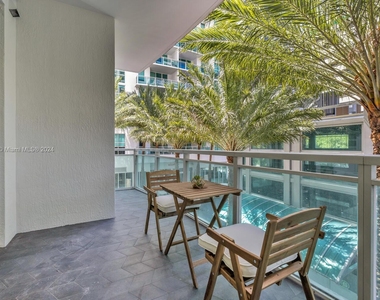 950 Brickell Bay Dr - Photo Thumbnail 30