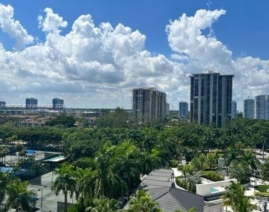 7000 Island Blvd - Photo Thumbnail 2