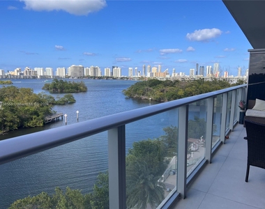 16385 Biscayne Blvd - Photo Thumbnail 4