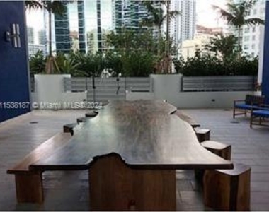 1300 Brickell Bay Dr - Photo Thumbnail 26