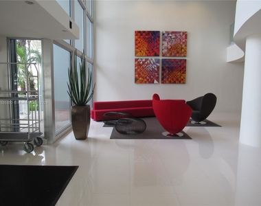 5701 Collins Avenue - Photo Thumbnail 5