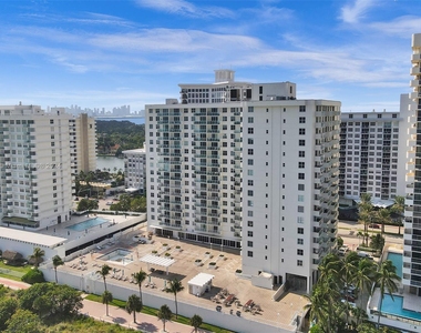 5701 Collins Avenue - Photo Thumbnail 46