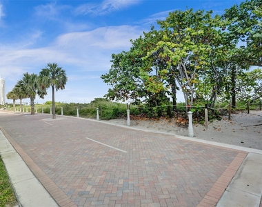 5701 Collins Avenue - Photo Thumbnail 28