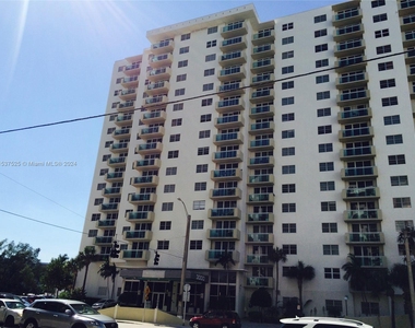 3000 S Ocean Dr - Photo Thumbnail 43