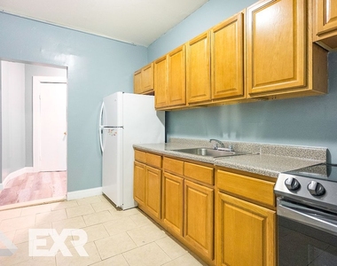 2007 Foster Avenue - Photo Thumbnail 2