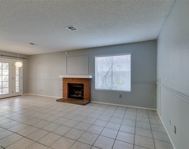 2538 Wolverton Avenue - Photo Thumbnail 4