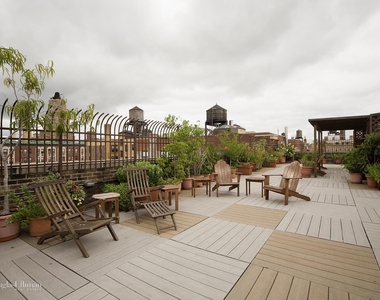 235 W 102nd St - Photo Thumbnail 7