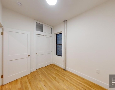 441 West 51 Street - Photo Thumbnail 3