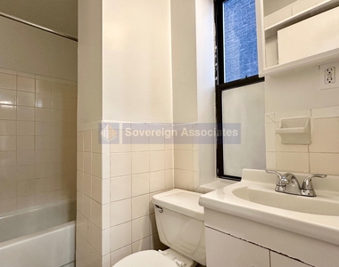 539 West 49th Street - Photo Thumbnail 4