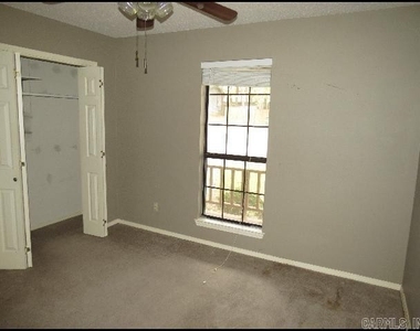 504 Shadow Ridge Drive - Photo Thumbnail 15