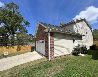 1571 Garden Park Ln. - Photo Thumbnail 8