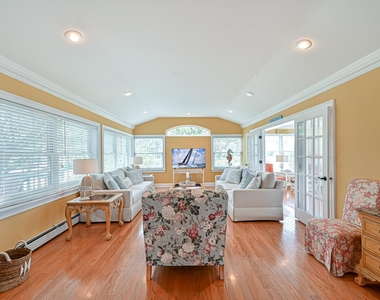 2304 Ocean Ave - Photo Thumbnail 8