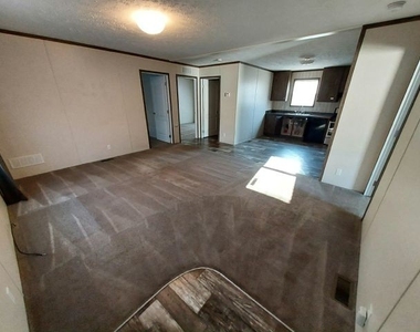 39 Belaire Dr - Photo Thumbnail 0