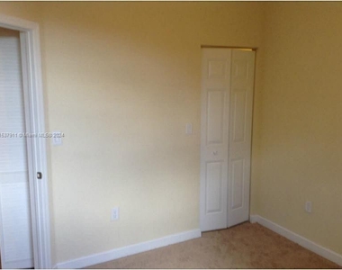 8946 W 35th Way - Photo Thumbnail 20