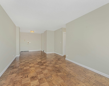 178 E 80th St - Photo Thumbnail 4