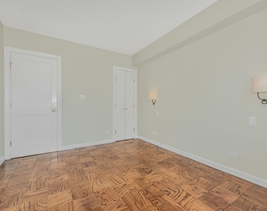 178 E 80th St - Photo Thumbnail 8