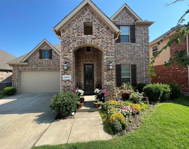 10605 Lariat Trail Drive - Photo Thumbnail 0