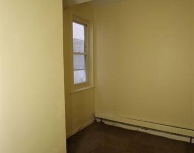 2313 N Park Ave - Photo Thumbnail 2