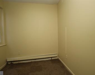 2313 N Park Ave - Photo Thumbnail 4