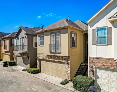 10812 Almeda Park Drive - Photo Thumbnail 30