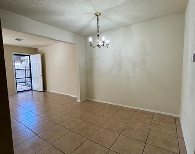 11559 Beechnut Street - Photo Thumbnail 15